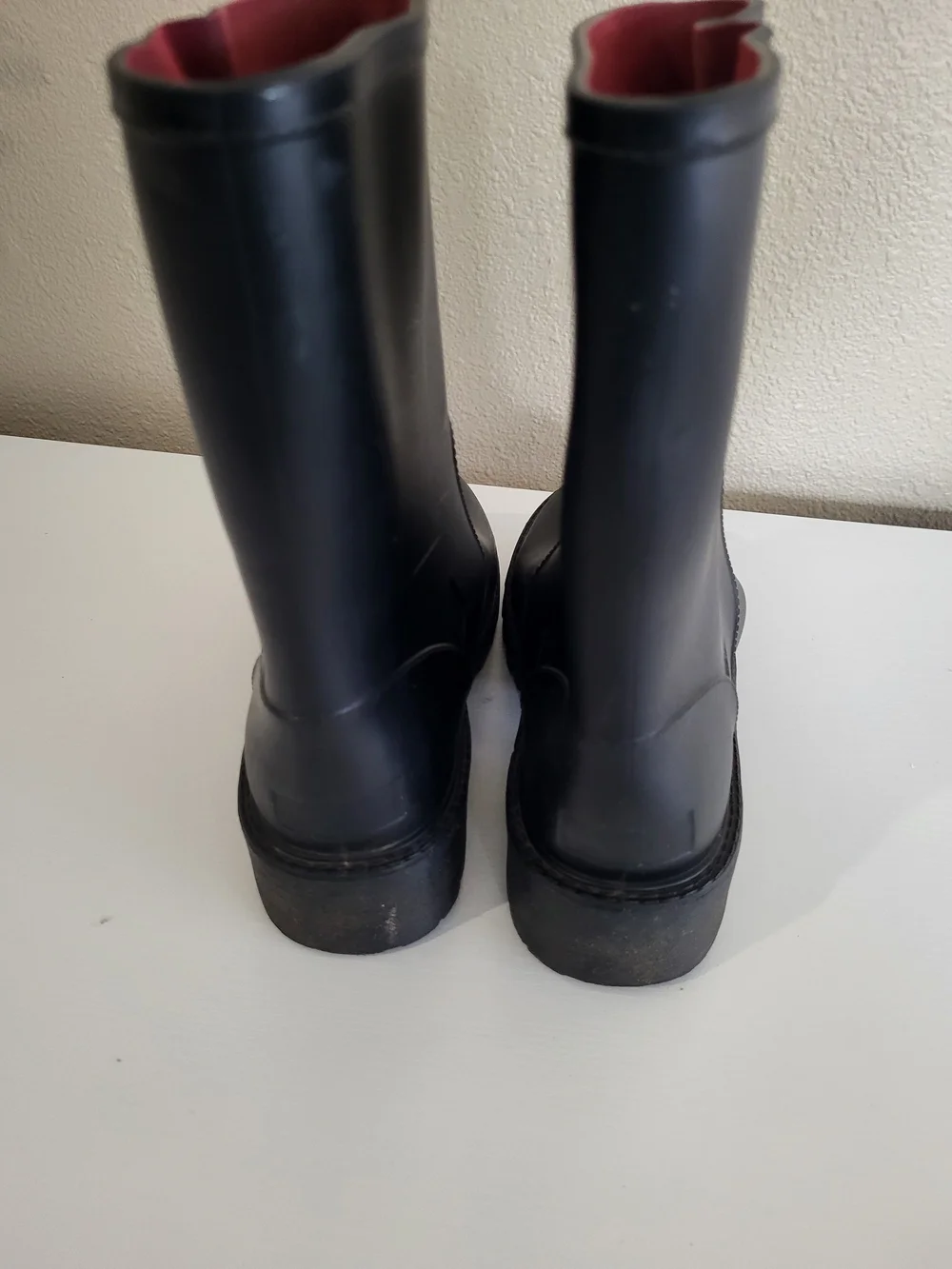 Tommy Hilfiger Women's Karissa Black Rubber Rain Boots Pull On Lined Size 9M